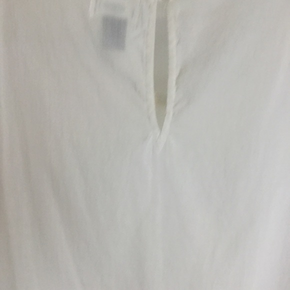 Old Navy white sun and beach top - Picture 7 of 7